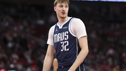 开云-弗拉格：欧文等老将在精神层面帮助我 他们以榜样的身份陪伴我